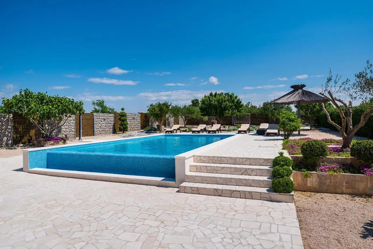 Villa Olive Garden Zadarvillas Pristeg Croatia