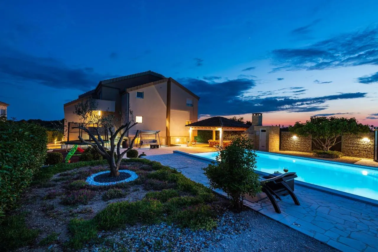 Villa Olive Garden Zadarvillas Pristeg 0*,  Croatia