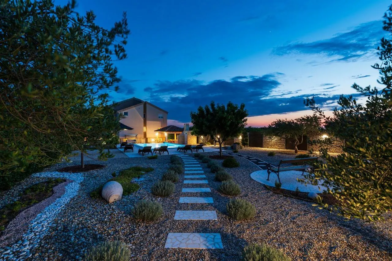Villa Olive Garden Zadarvillas Pristeg Croatia