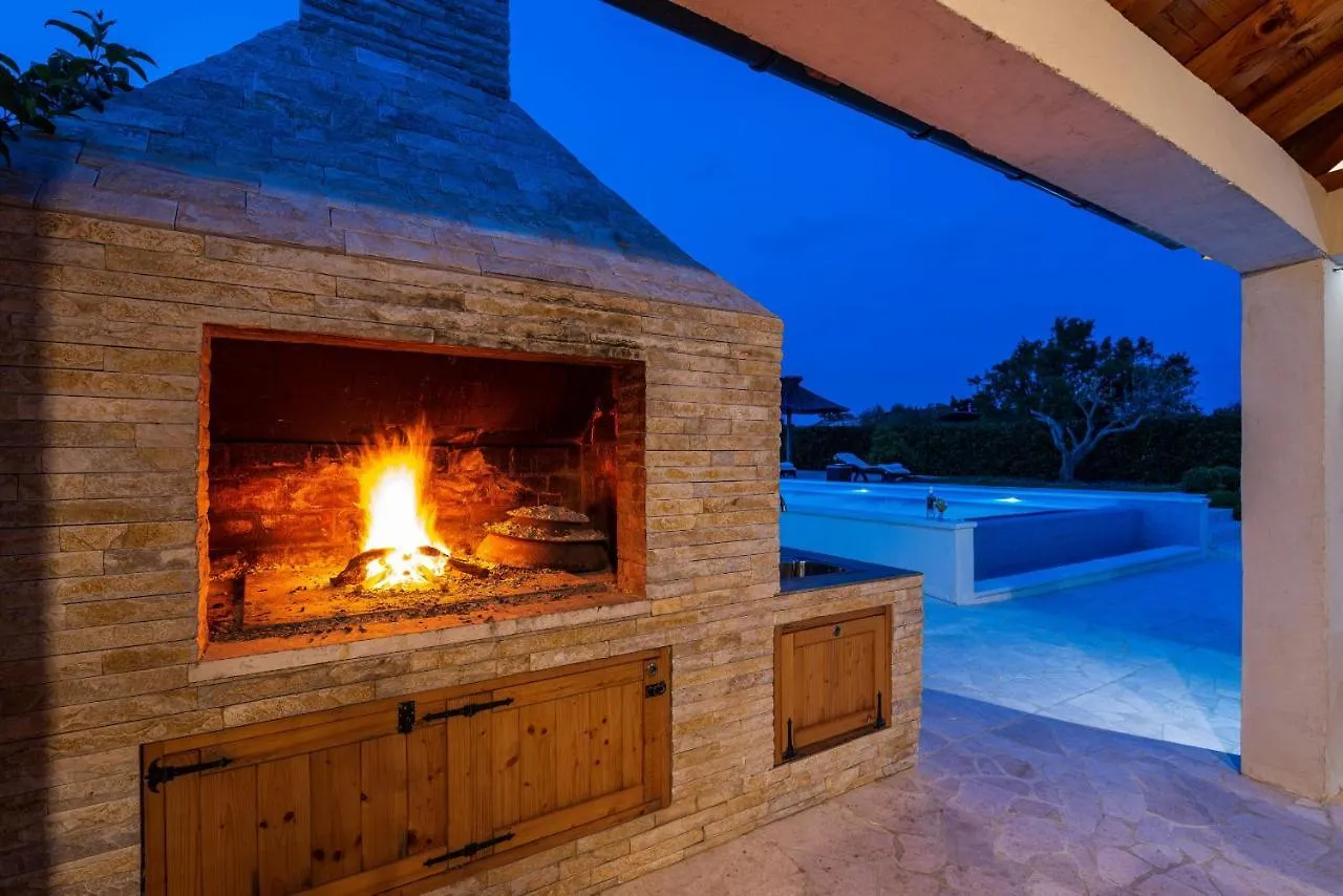 Villa Olive Garden Zadarvillas Pristeg